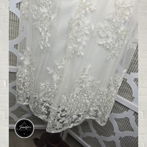 Taylor NWT Cream Embroidered Lace Sleeveless Fit & Flare Dress Size 10 - Picture 10 of 14